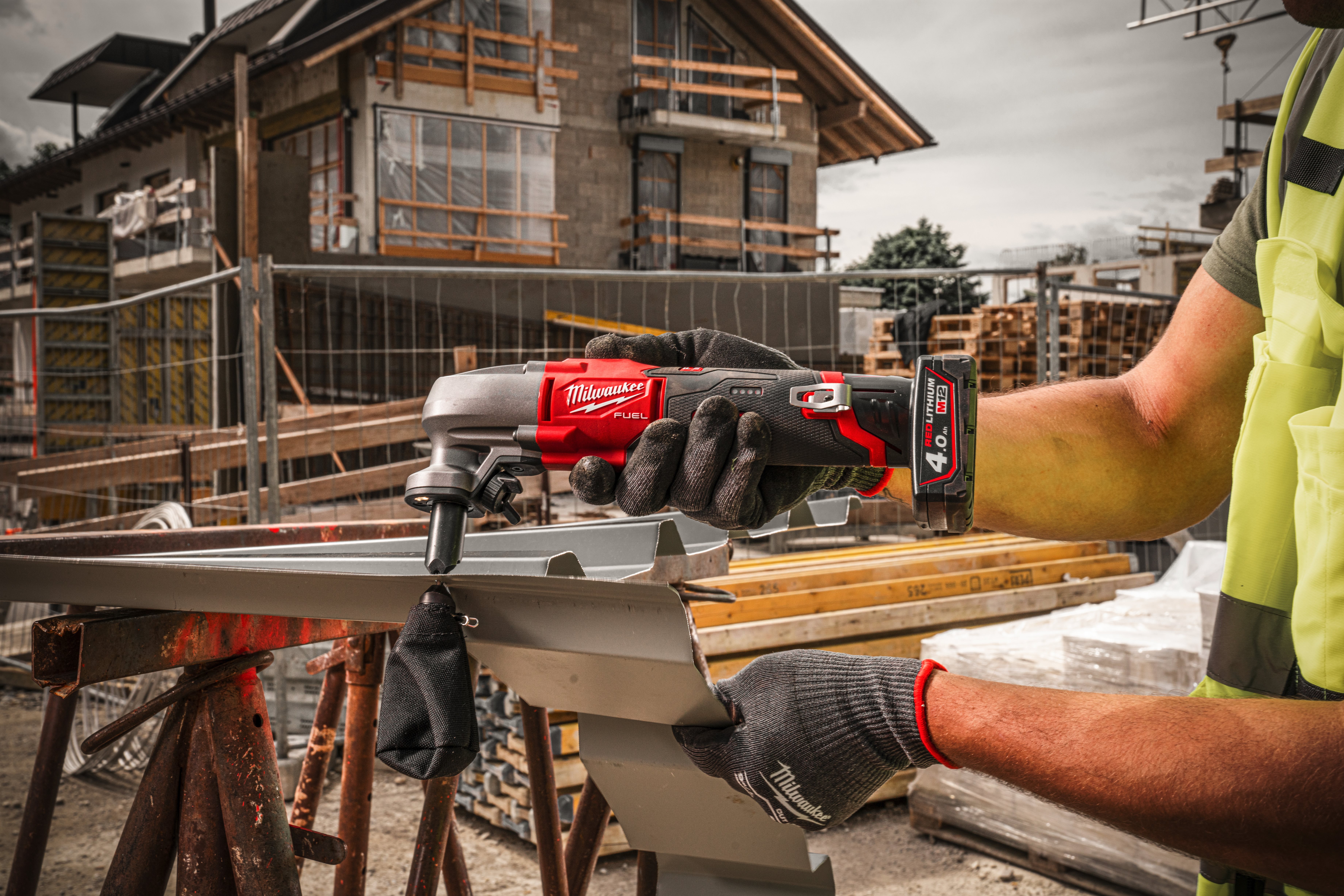 MILWAUKEE 4933479619 Ножницы по металлу M12FNB16-402X