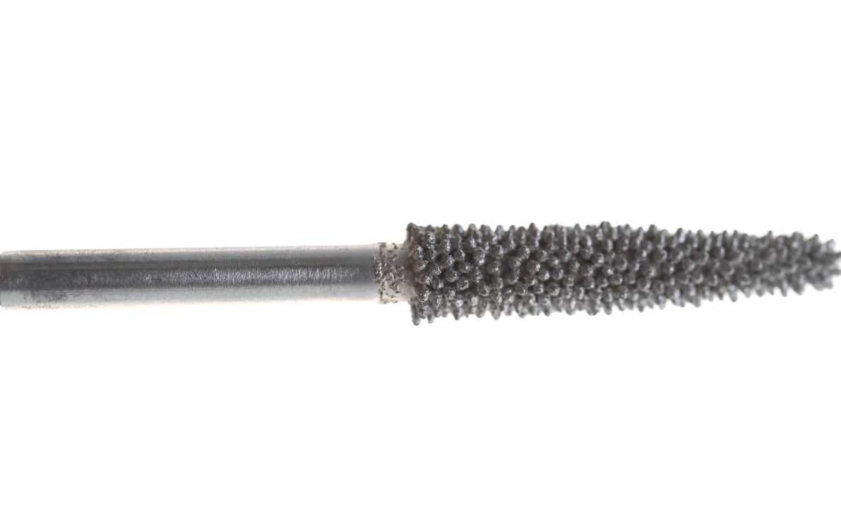 DREMEL Зазубренная насадка из карбида вольфрама игольчатой формы 6,4 мм (9931) DREMEL 2615993132